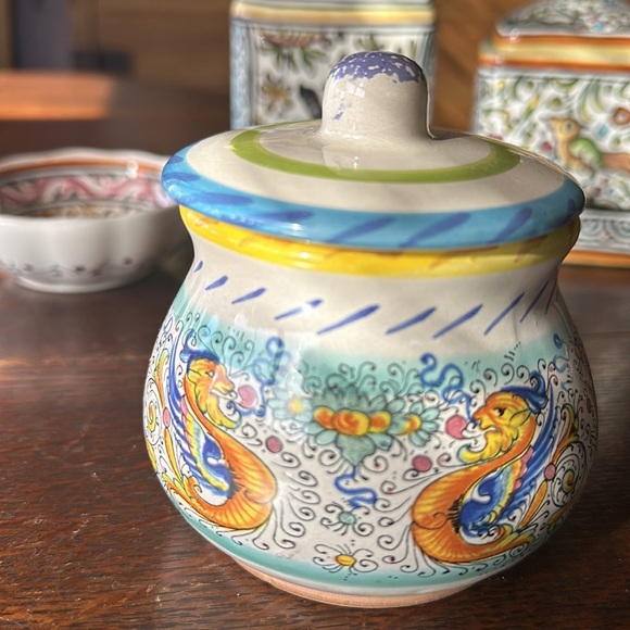 🇮🇹Meridiana Ceramiche hand painted pottery from Italy. Colorful dish with lid - Picture 3 of 16